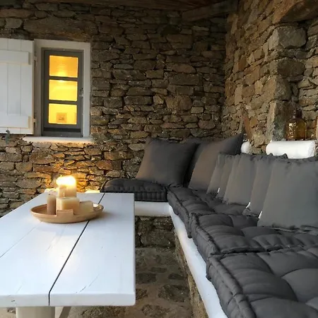 Wood And Stone * Mykonos Town